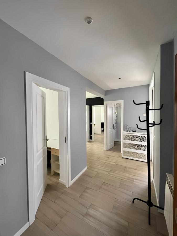 Centrico Aire Acondicionado 3 Habitaciones Zona Aparcamiento Gratuito マドリード エクステリア 写真