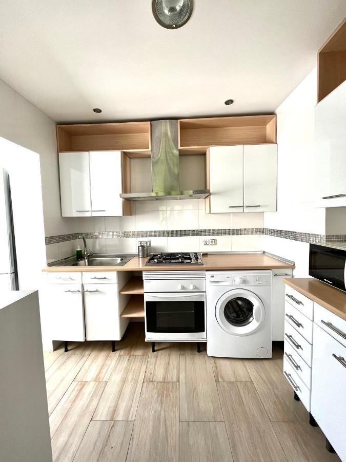 Centrico Aire Acondicionado 3 Habitaciones Zona Aparcamiento Gratuito マドリード エクステリア 写真